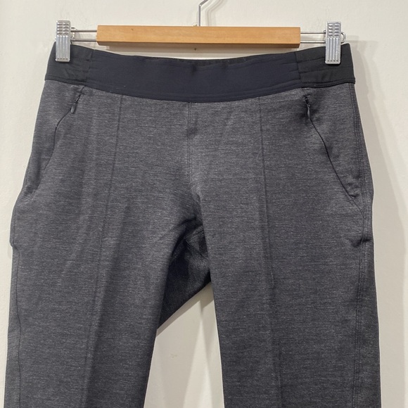 Kit and Ace “ Pencil Me In Legging “ in Charcoal/ Black/ Grey size 8 - Picture 4 of 14